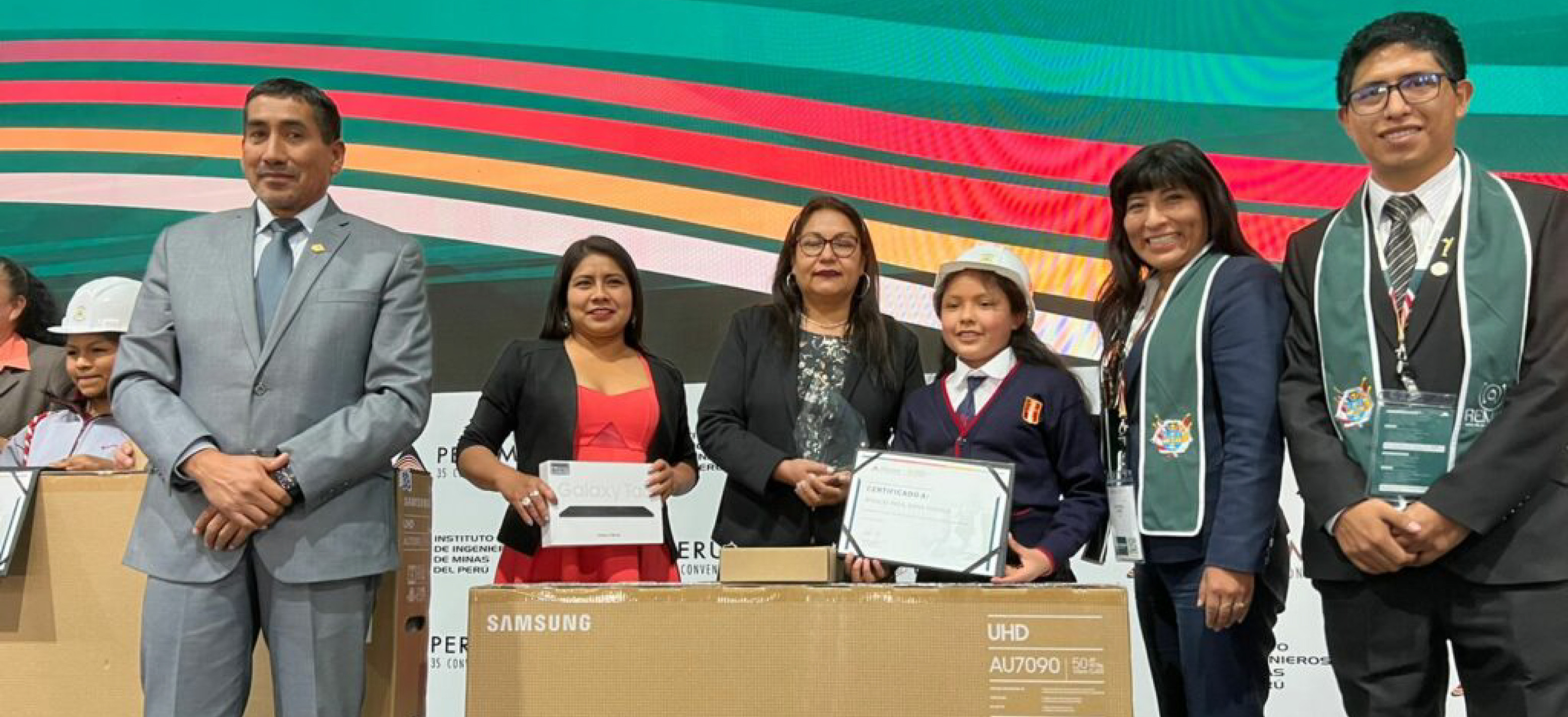 NEWS, INTERVIEWS AND EVERYTHING RELATED TO PERUMIN IN THE MEDIA